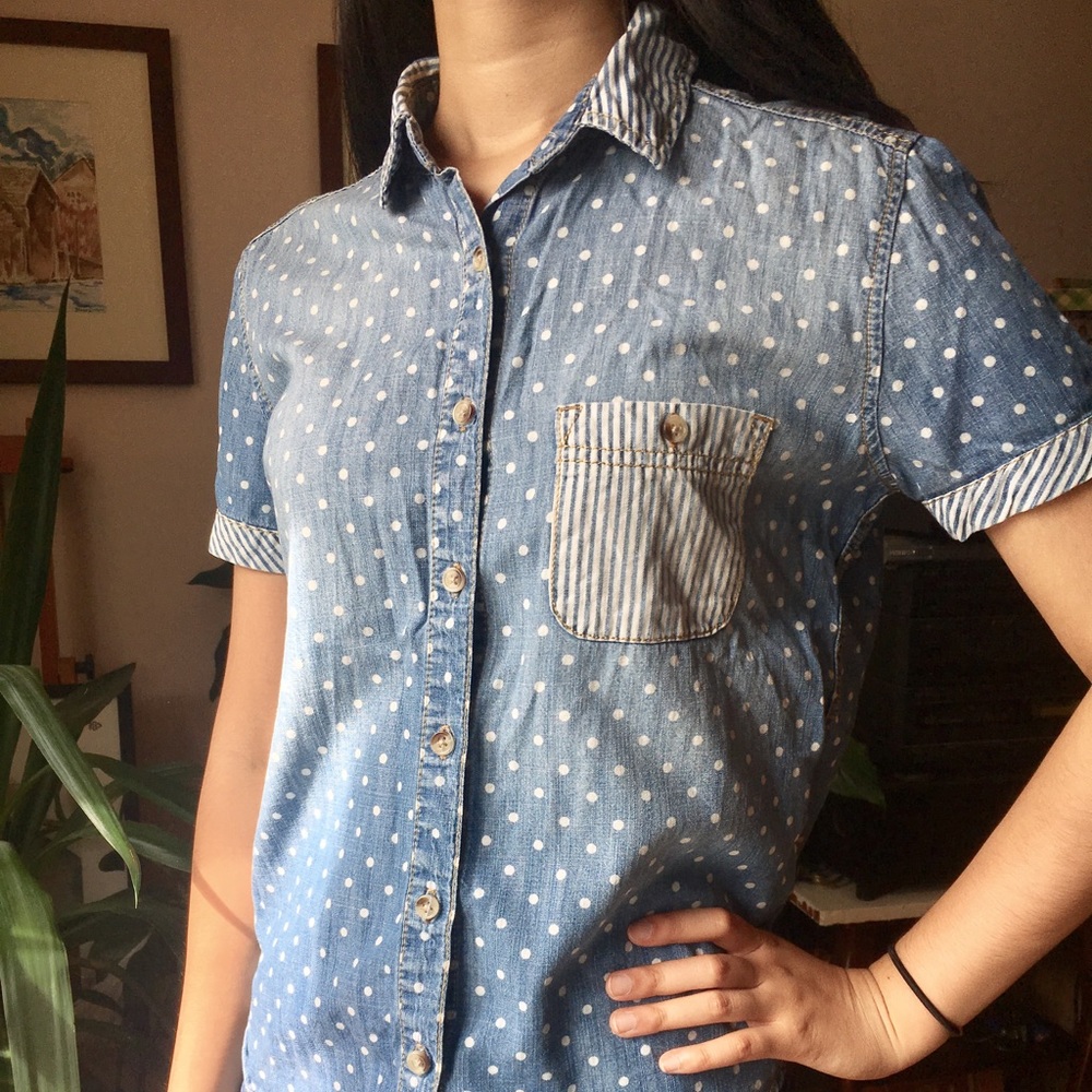 Printed Retro Denim Top - Size XS but fits S